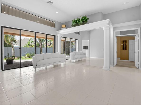 10028 Venezia Place, Boca Raton FL 33428