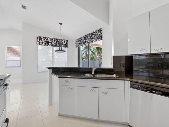 10028 Venezia Place, Boca Raton FL 33428