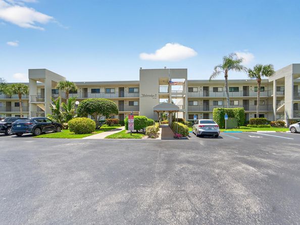 5574 Witney Drive 102, Delray Beach FL 33484