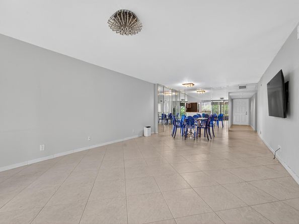 5574 Witney Drive 102, Delray Beach FL 33484