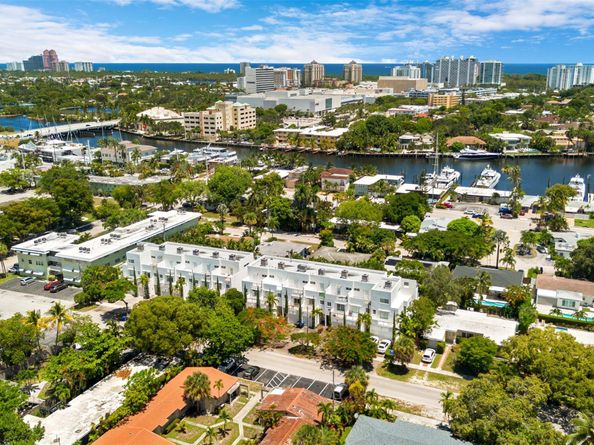 834 NE 19th Ave 834, Fort Lauderdale FL 33304