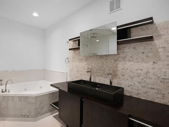 834 NE 19th Ave 834, Fort Lauderdale FL 33304