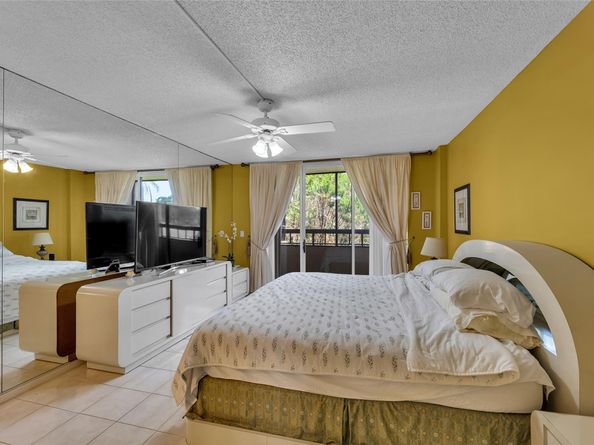 4702 Fountains Dr 205, Lake Worth FL 33467