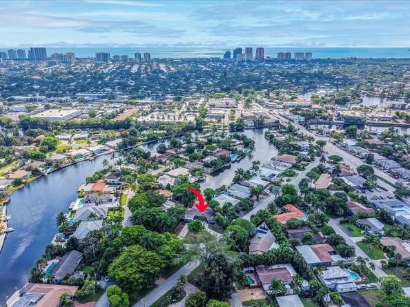 2117 Coral Gardens Dr, Wilton Manors FL 33306