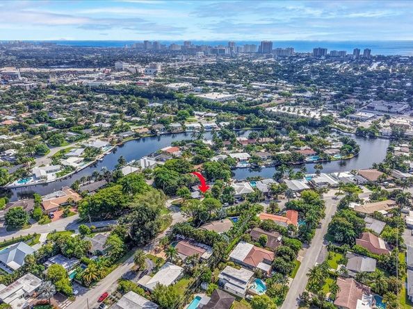 2117 Coral Gardens Dr, Wilton Manors FL 33306