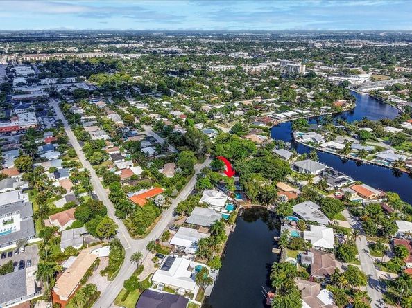 2117 Coral Gardens Dr, Wilton Manors FL 33306