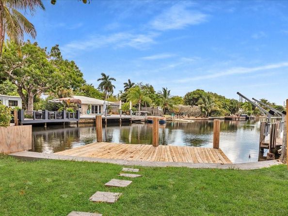 2117 Coral Gardens Dr, Wilton Manors FL 33306