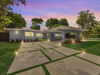 2117 Coral Gardens Dr