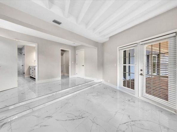 2117 Coral Gardens Dr, Wilton Manors FL 33306