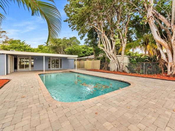 2117 Coral Gardens Dr, Wilton Manors FL 33306