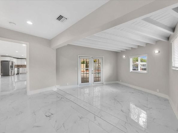2117 Coral Gardens Dr, Wilton Manors FL 33306