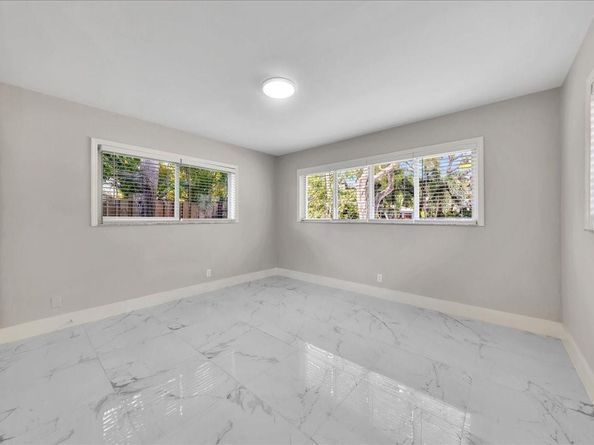 2117 Coral Gardens Dr, Wilton Manors FL 33306