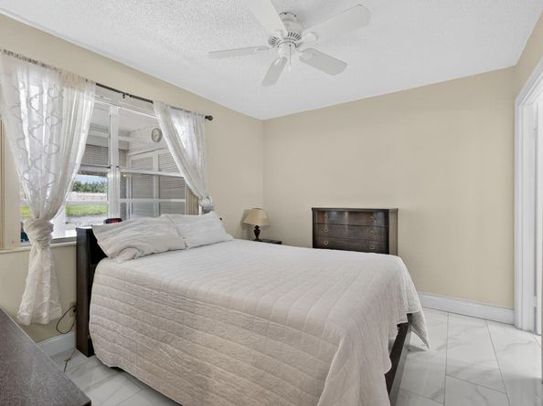 224 LAKE CONSTANCE Drive 224, West Palm Beach FL 33411