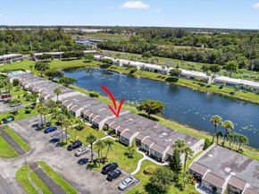 224 LAKE CONSTANCE Drive 224, West Palm Beach FL 33411
