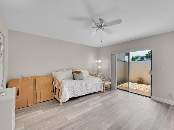 37 Lakeside Cir 194, Sunrise FL 33326