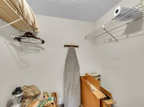 37 Lakeside Cir 194, Sunrise FL 33326