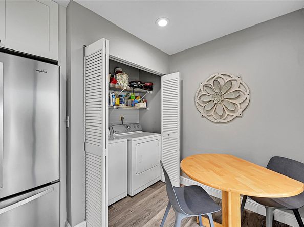 37 Lakeside Cir 194, Sunrise FL 33326