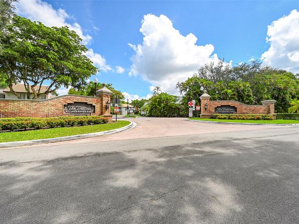 9713 N New River Canal Rd 301, Plantation FL 33324
