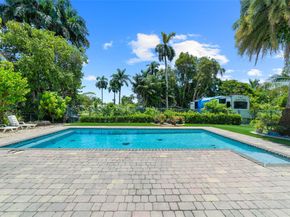 2910 Johnson St, Hollywood FL 33020