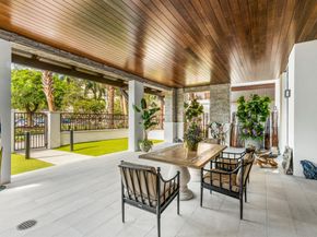 200 SE Mizner Boulevard 104, Boca Raton FL 33432