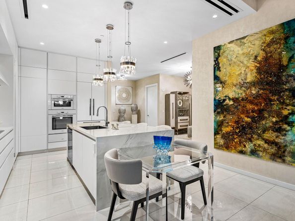 200 SE Mizner Boulevard 104, Boca Raton FL 33432