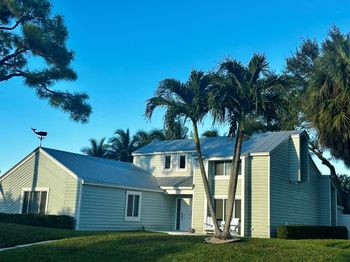 198 SW 15th Court