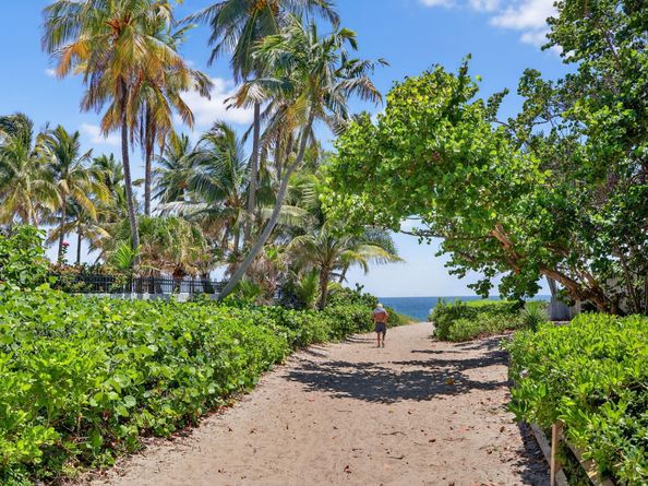 2925 N Atlantic Bl, Fort Lauderdale FL 33308