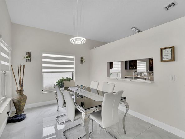 11034 NW 46th Dr, Coral Springs FL 33076