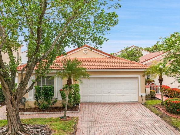 11034 NW 46th Dr, Coral Springs FL 33076
