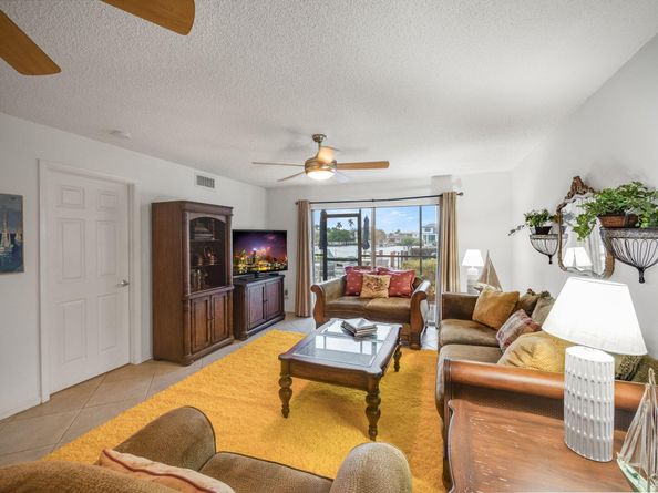 3525 S Ocean 107 Boulevard 107, South Palm Beach FL 33480