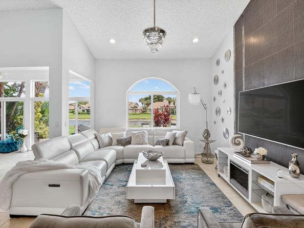 7182 Le Chalet Boulevard, Boynton Beach FL 33472