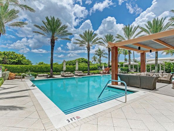 155 S Ocean Avenue 305, Palm Beach Shores FL 33404