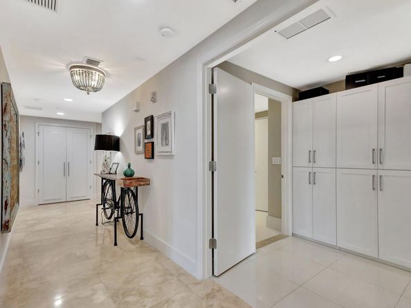 155 S Ocean Avenue 305, Palm Beach Shores FL 33404