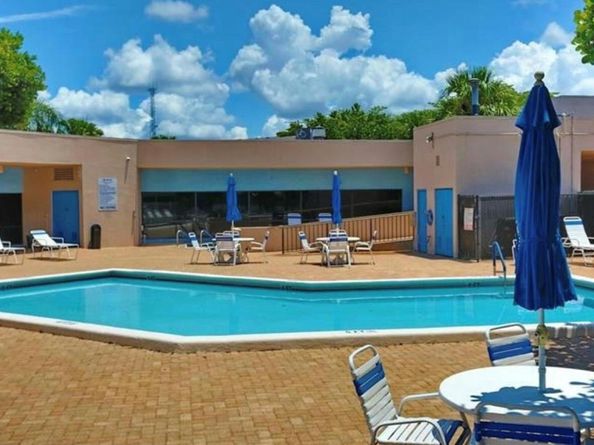 9070 Lime Bay Blvd 209, Tamarac FL 33321