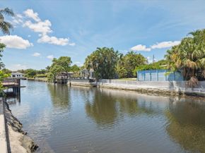 1789 NE 35th St, Oakland Park FL 33334