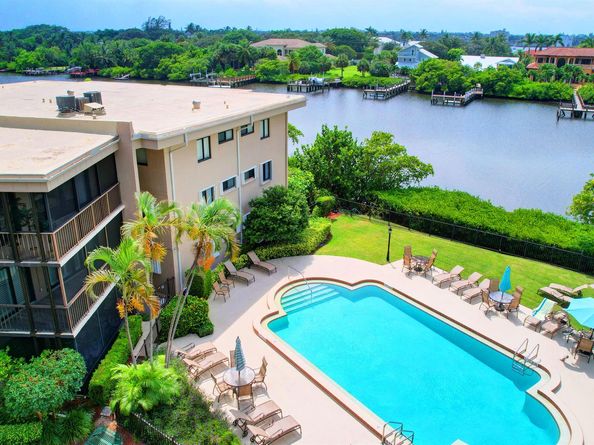 3605 S Ocean Boulevard 318, South Palm Beach FL 33480