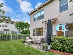 1105 Banyan Dr, Hollywood FL 33021