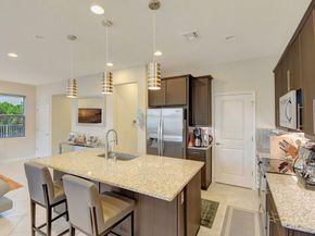 1105 Banyan Dr, Hollywood FL 33021