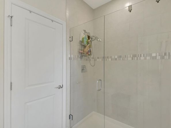 1105 Banyan Dr, Hollywood FL 33021