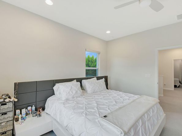 1105 Banyan Dr, Hollywood FL 33021