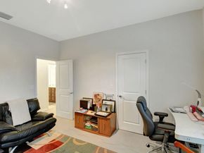 1105 Banyan Dr, Hollywood FL 33021