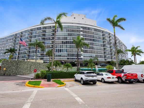 900 Bay Dr 313, Miami Beach FL 33141