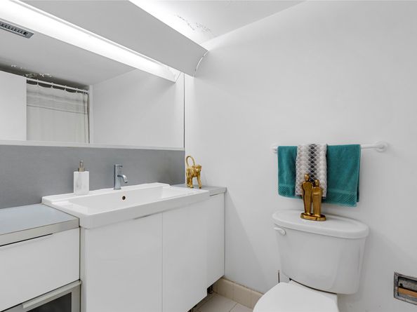 900 Bay Dr 313, Miami Beach FL 33141
