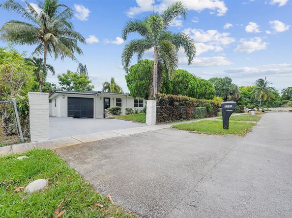 3531 NW 1st Ct, Lauderhill FL 33311
