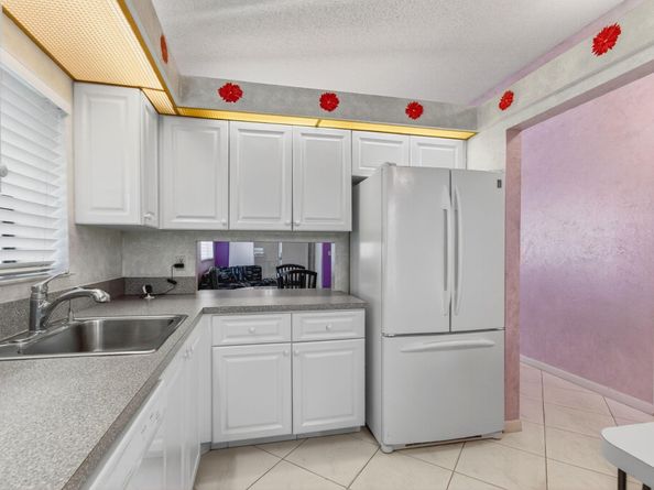 8157 Springtree Road, Boca Raton FL 33496