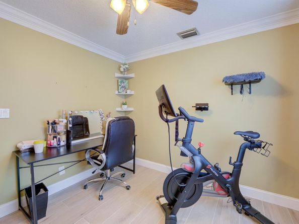 1666 NW 106 Ter Terrace, Coral Springs FL 33071