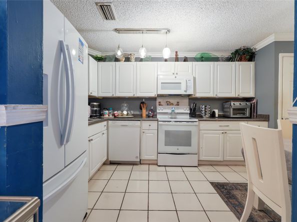 Undisclosed Address #FX-10517944, Coral Springs FL 33065