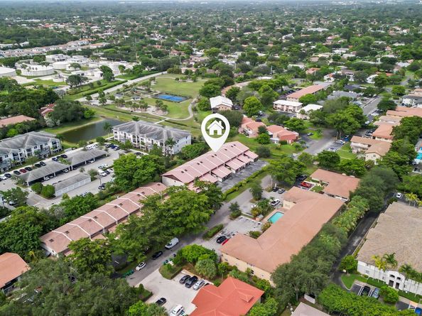 Undisclosed Address #FX-10517944, Coral Springs FL 33065