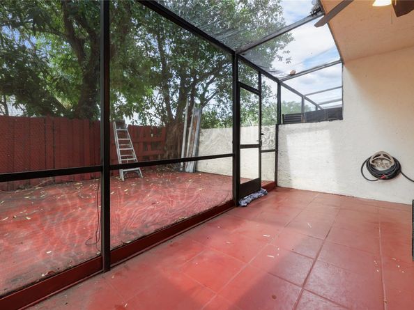 Undisclosed Address #FX-10517944, Coral Springs FL 33065