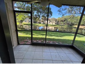 235 Lakeview Dr 104, Weston FL 33326